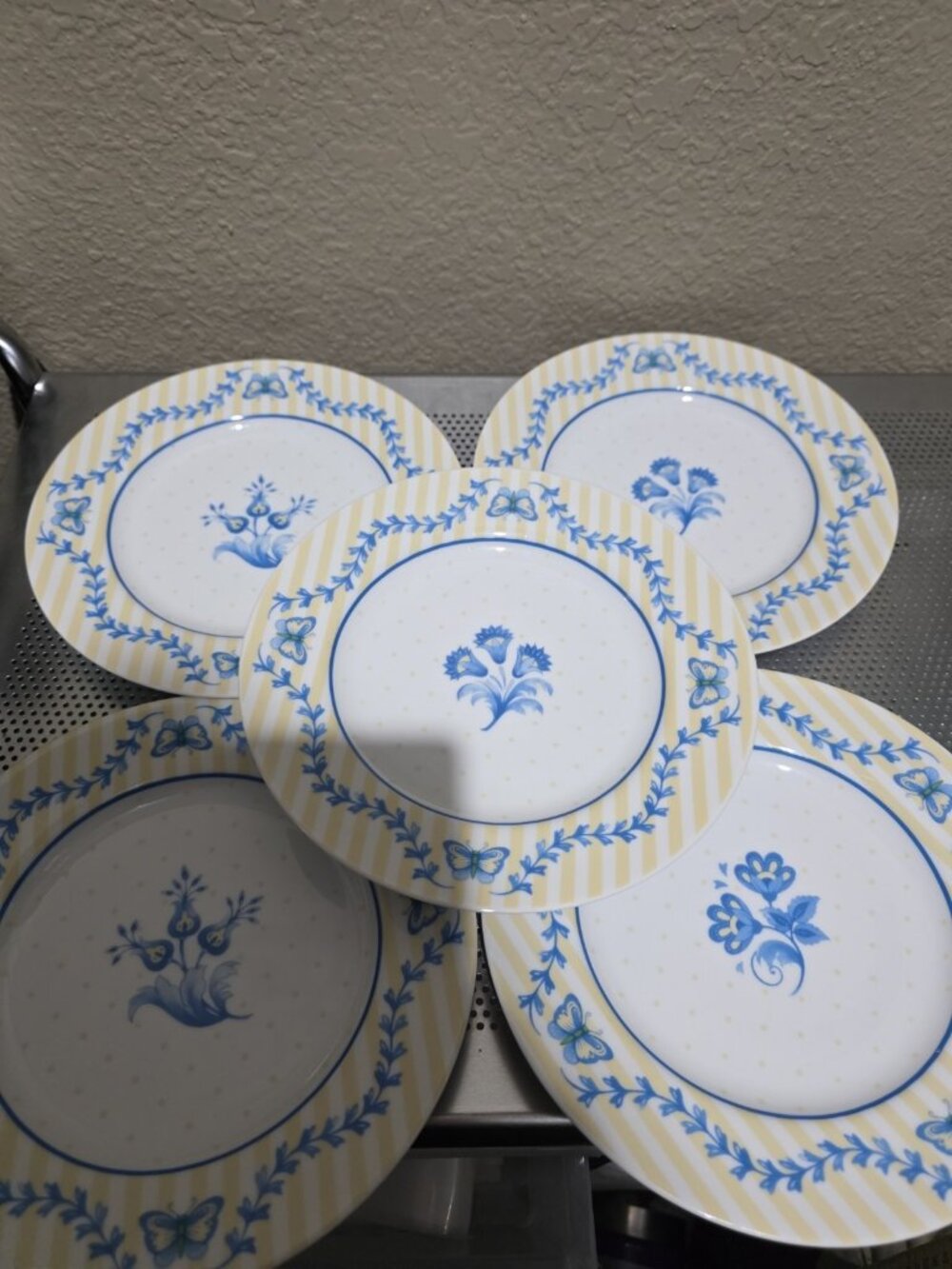 VINTAGE ANDREA BY SADEK VERA BRADLEY KATHRINE SALAD PLATES 8.25" FLORAL LOT OF 5